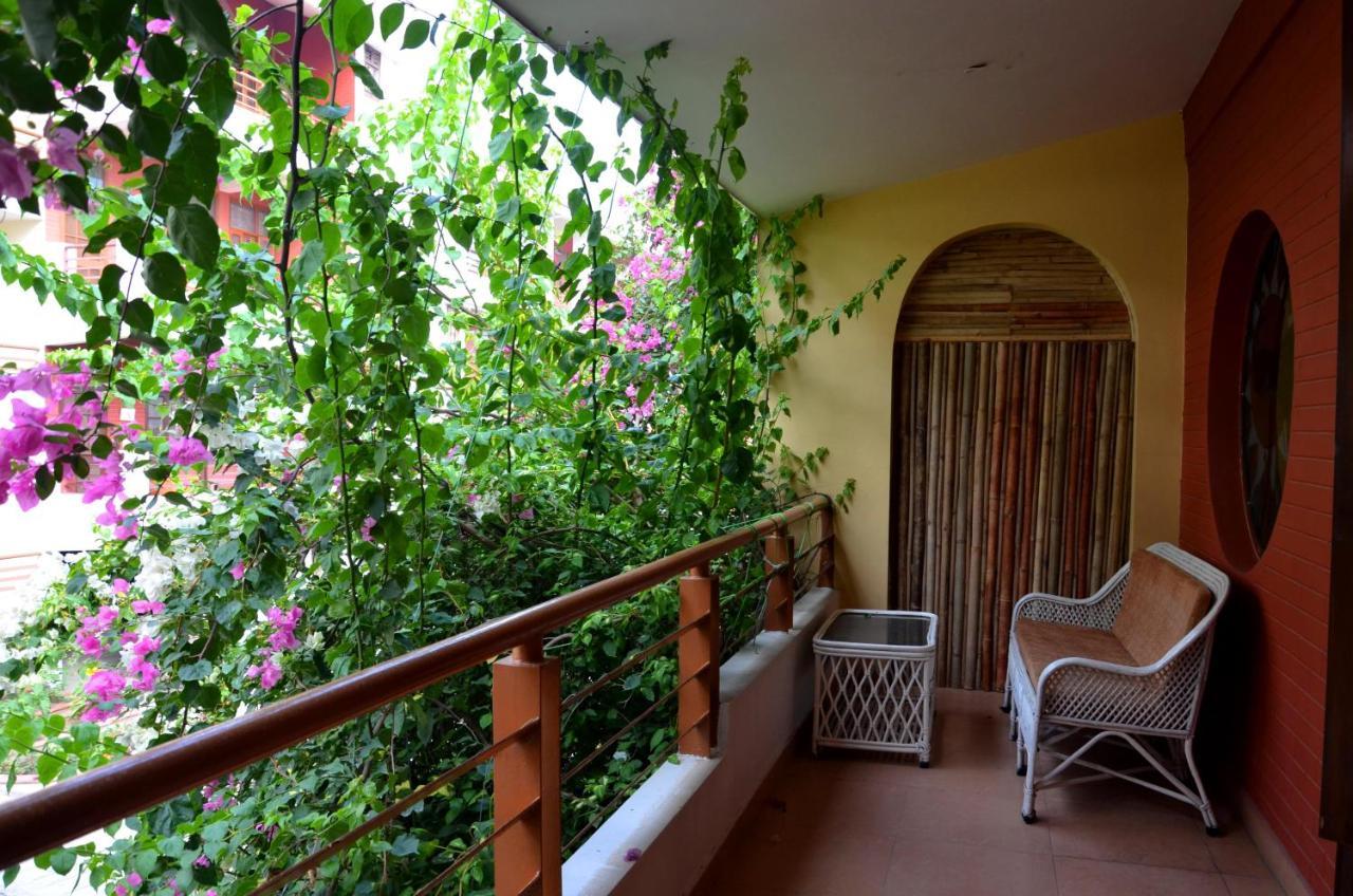 Ganga Vatika Ayurveda Bhavan Hotel Rishīkesh Екстериор снимка