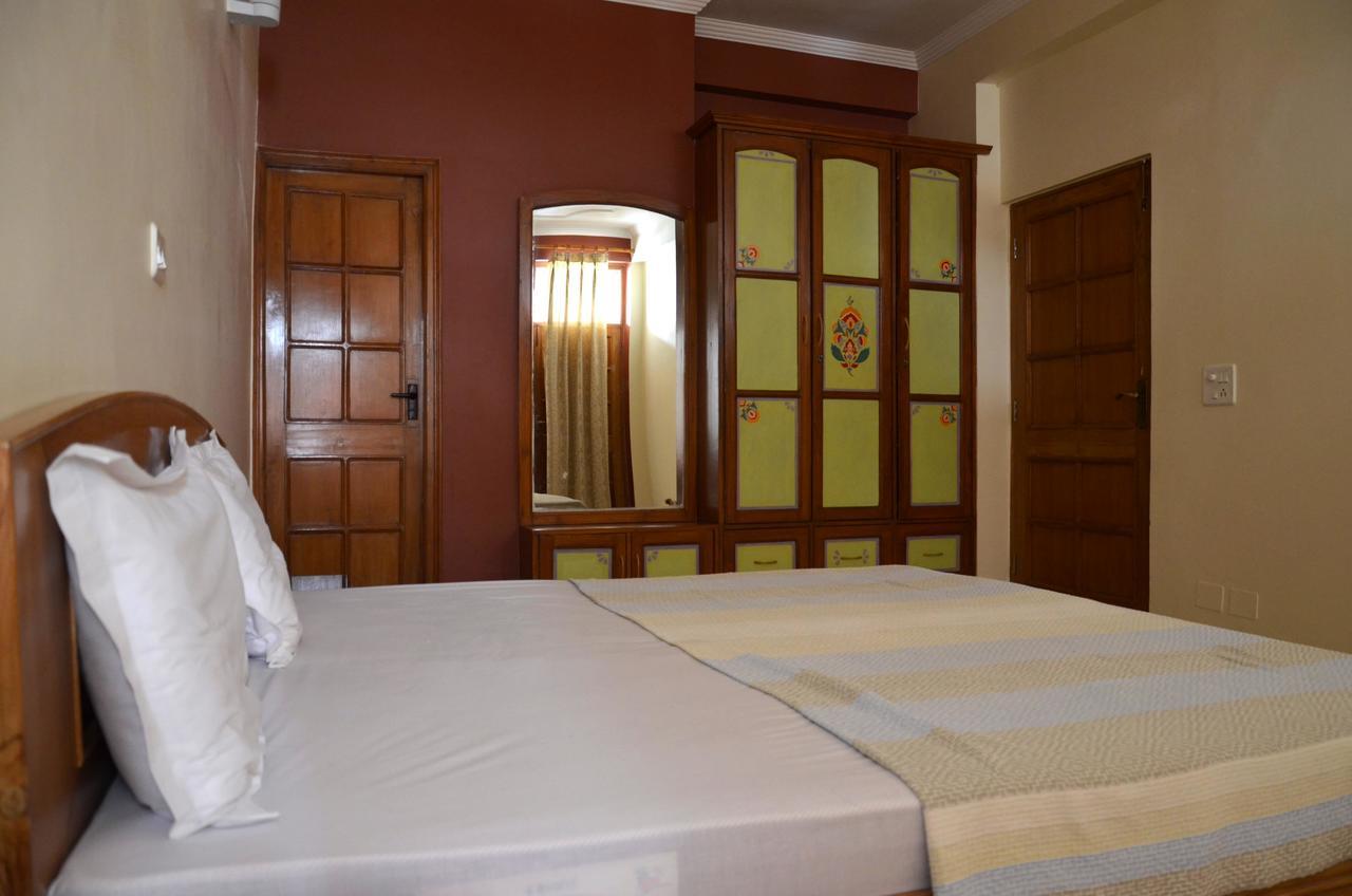 Ganga Vatika Ayurveda Bhavan Hotel Rishīkesh Екстериор снимка